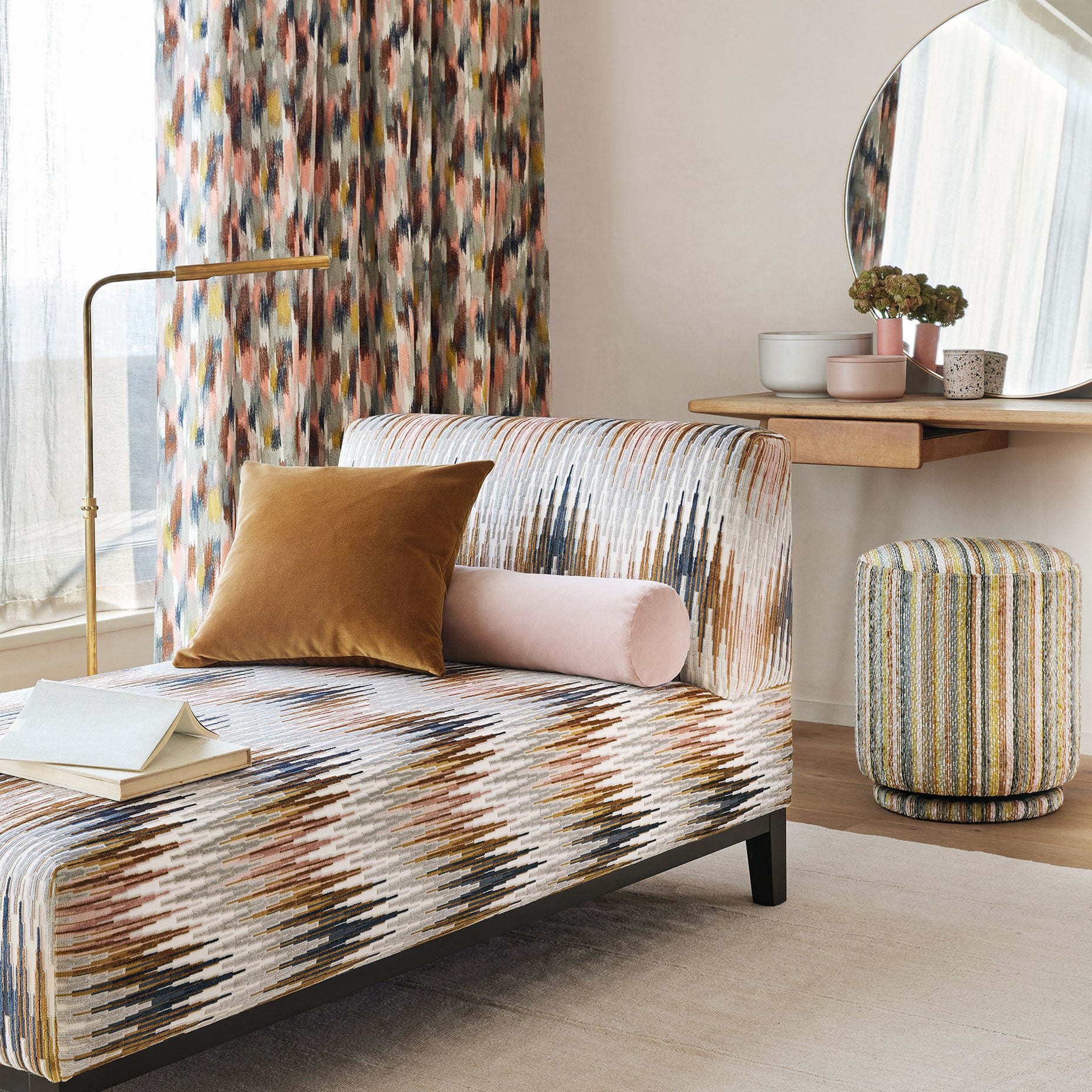 Explore-Benwhistler-daybed